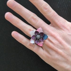 Juicy Couture flower ring (size 6)